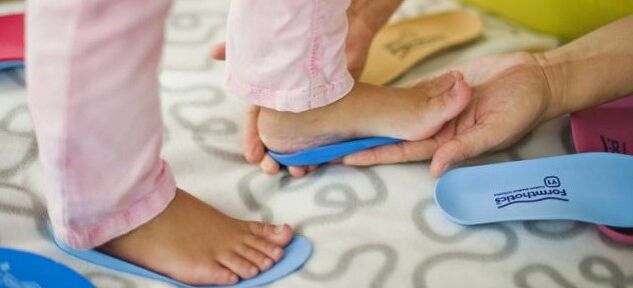 Role with valgus foot deformation in children