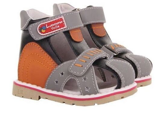 Orthopedic shoes