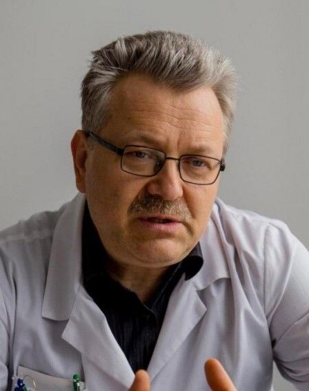 Doctor Orthopedist Paweł Ziółkowski